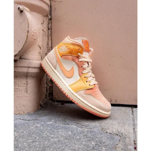Nike Air Jordan Mid Apricot Nike Air Jordan Mid Apricot