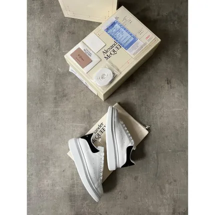 Alexander McQueen Classic