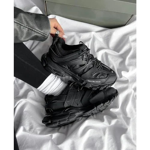 Balenciaga Track Black