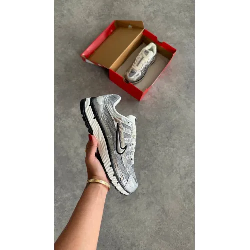 Nike P-6000 Metalic Silver Nike P-6000 Metalic Silver