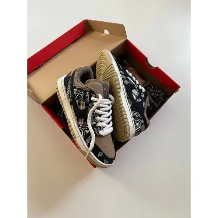 Nike Dunk Travis Scott