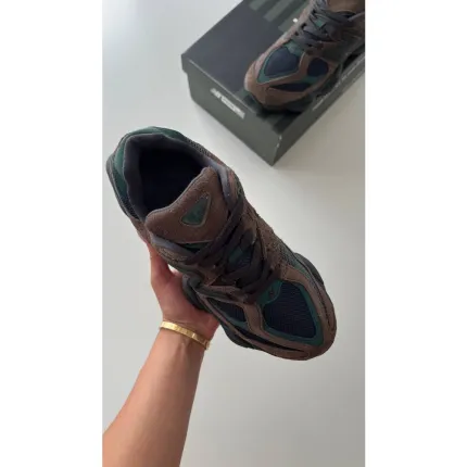 New Balance 9060 OUT New Balance 9060 OUT