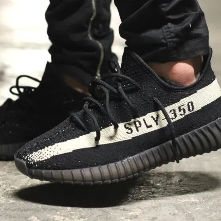 ADIDAS YEEZY BOOST 350 V2 CORE BLACK CREAM OREO - AY01ADE0024 ADIDAS YEEZY BOOST 350 V2 CORE BLACK CREAM OREO - AY01ADE0024
