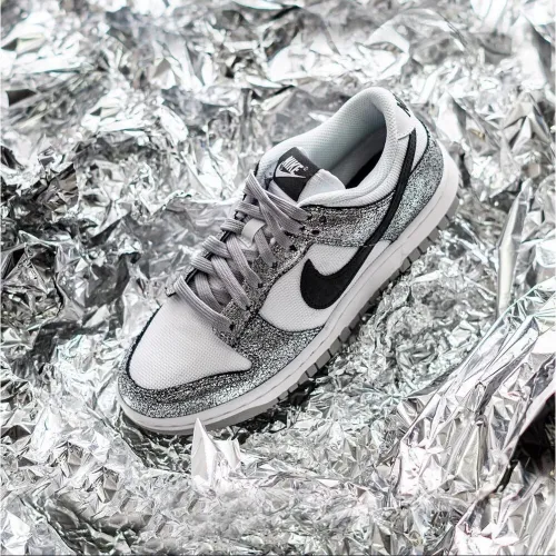 Nike LOW GOLDEN GALS METALLIC SILVER