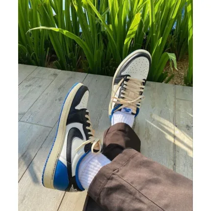 Travis Scott x Air Jordan 1 Low 'Fragment'