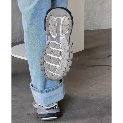 Balenciags Track Gri