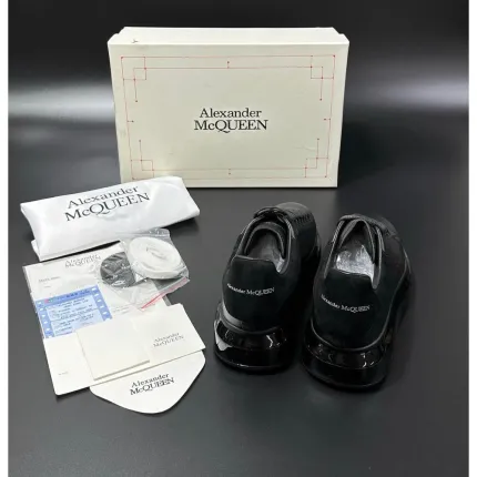 Alexander McQueen Black Taban