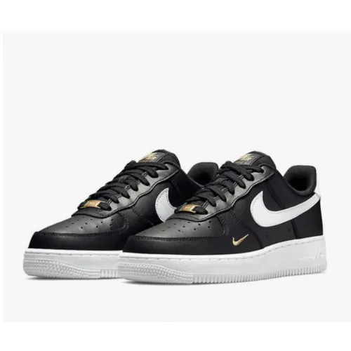 Nike Air force “Black Essentials”