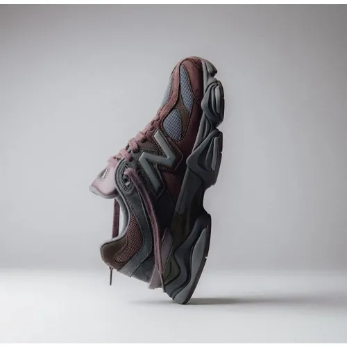 New balance U 9060 Truffle Rich Bordo