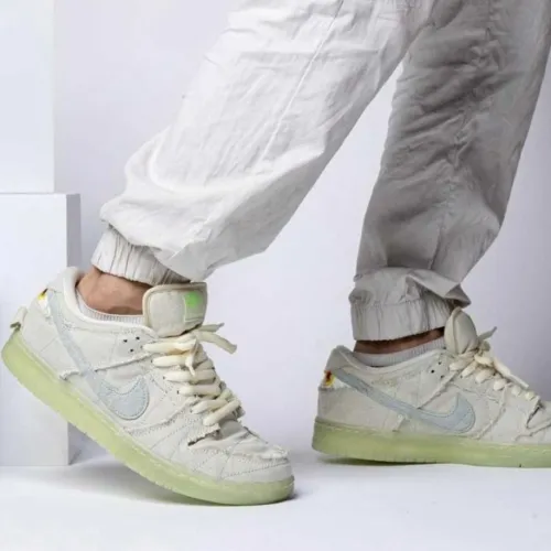 NIKE SB DUNK LOW MUMMY NIKE SB DUNK LOW MUMMY