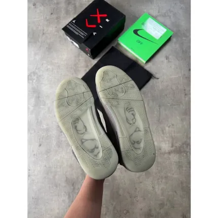 Nike Air Jordan Retro 4 Kaws