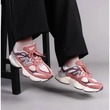 New Balance 9060 Minarel Red