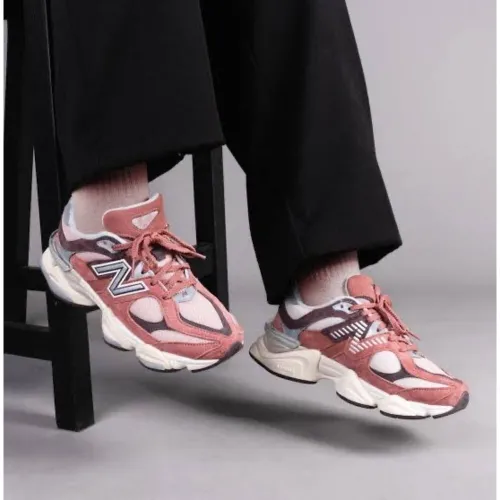 New Balance 9060 Minarel Red