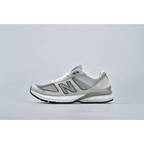 New Balance 990 v5 grey