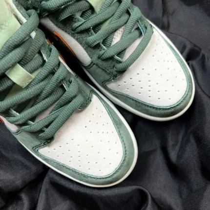 NIKE DUNK LOW SB AKIRA XANH REU - AY01NKE0030