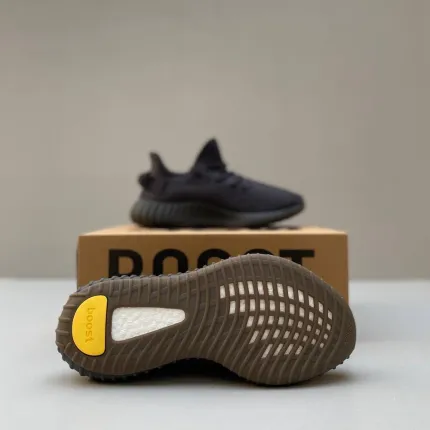 ADIDAS YEEZY BOOST 350 V2 Cinder