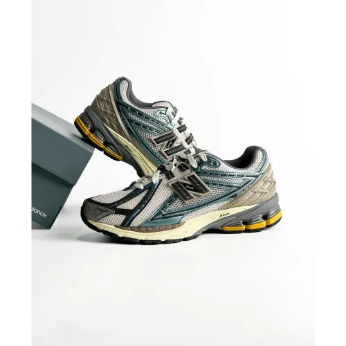 New Balance 1906R Spruce