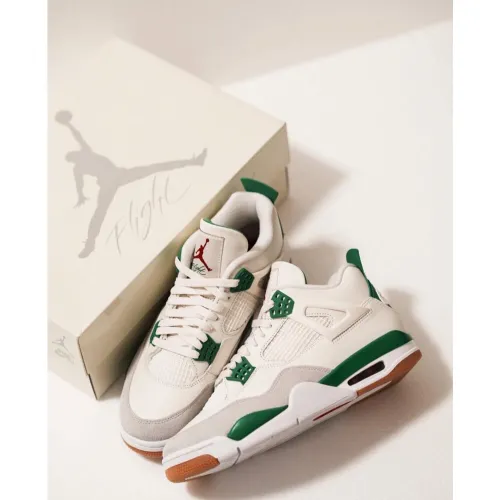 Air Jordan Retro 4 Pine Green