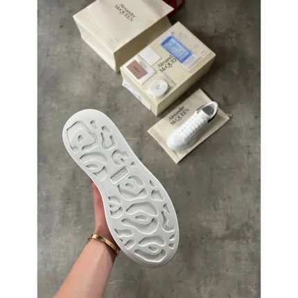 Alexander McQueen Classic