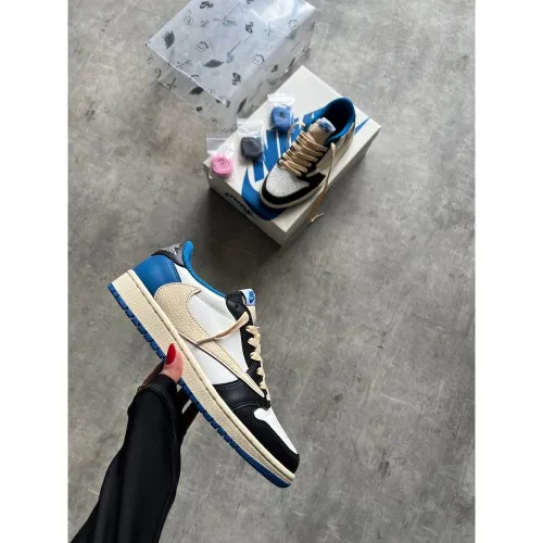 Travis Scott x Air Jordan 1 Low 'Fragment'