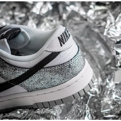 Nike LOW GOLDEN GALS METALLIC SILVER