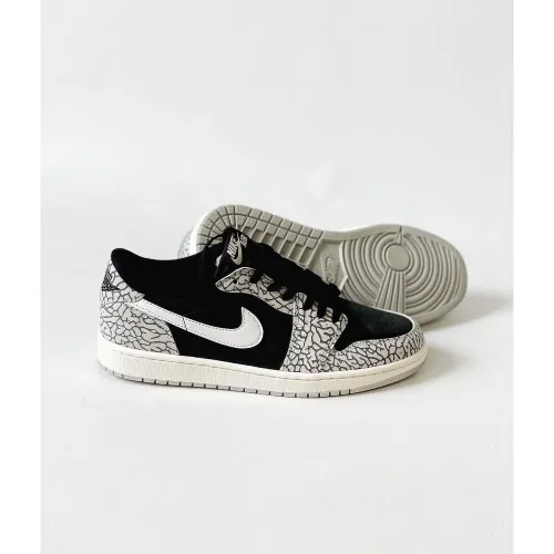 Nike Jordan Low Elephant Print