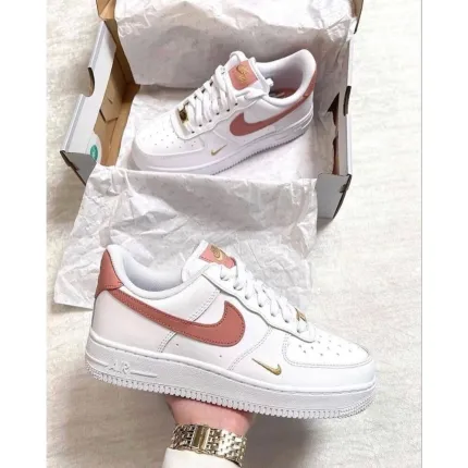 Nike Airforce 1 “ Essentials Pink “