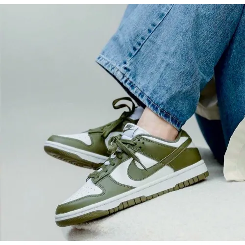 Nike Dunk Low Medium Olive Nike Dunk Low Medium Olive