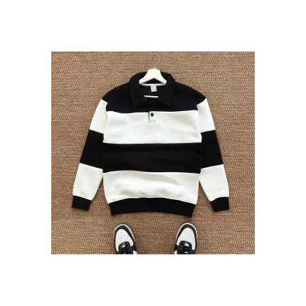 Siyah Beyaz Yakalı Sweatshirt