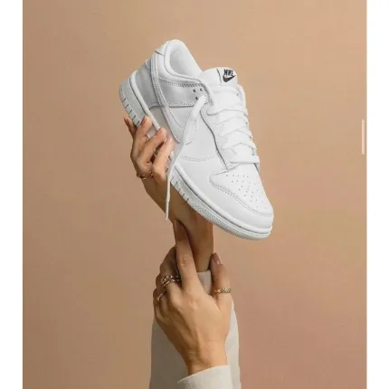 Nike Dunk Low All White