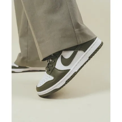 Nike Dunk Low Medium Olive Nike Dunk Low Medium Olive