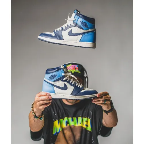 Air Jordan 1 Retro Blue