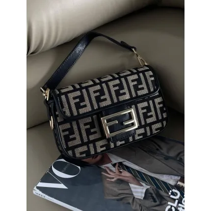 Fendi Bagıette Mini Bag