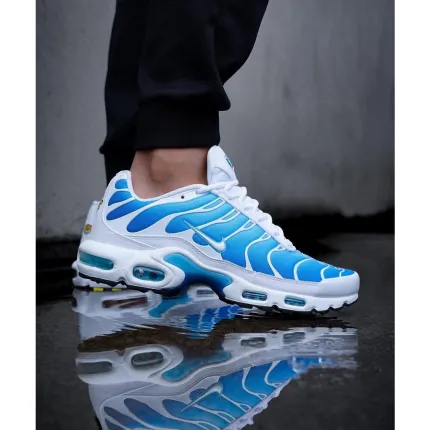 Air Max TN Plus Returns in an OG White/Blue Colorway