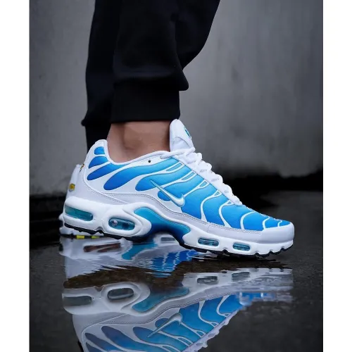 Air Max TN Plus Returns in an OG White/Blue Colorway