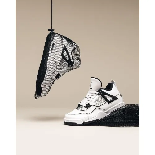 Nike Air Jordan 4 Retro Nike Air Jordan 4 Retro