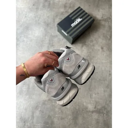 New Balance 990 v5 grey