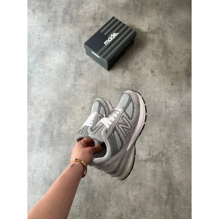 New Balance 990 v5 grey