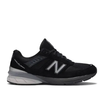 New Balance 990 v5 Black