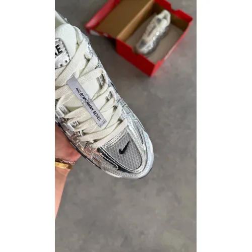 Nike P-6000 Metalic Silver Nike P-6000 Metalic Silver