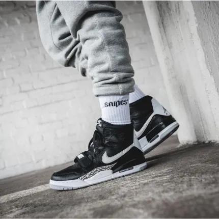 Jordan 312 Legacy Black White